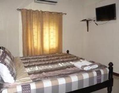 фото отеля Baan Are Gong Riverside Homestay