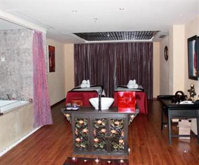 фото отеля Lijiang Platinum Hotel