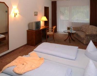 фото отеля Akzent Hotel Burg Waldau