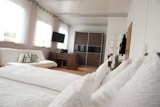 фото отеля Hotel Gasthof Sigle Moosthenning