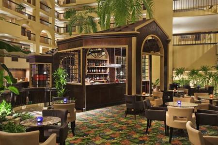 фото отеля Embassy Suites Raleigh - Crabtree