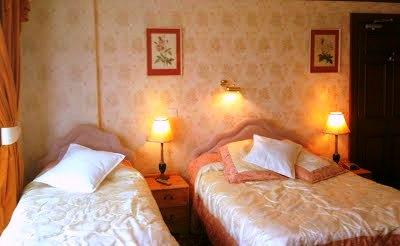 фото отеля Almond House B&B