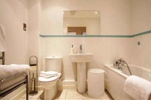 фото отеля ExecutiveStay Serviced Apartments Camberley