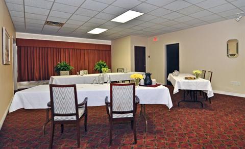 фото отеля BEST WESTERN Manoir Adelaide