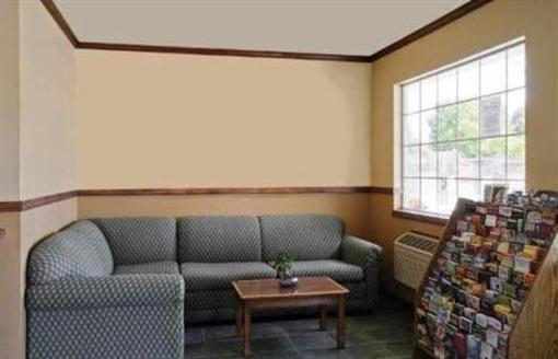 фото отеля Americas Best Value Inn & Suites Petaluma
