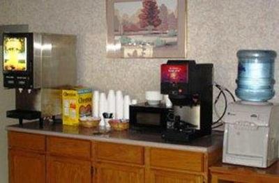 фото отеля Town House Motel - Airport