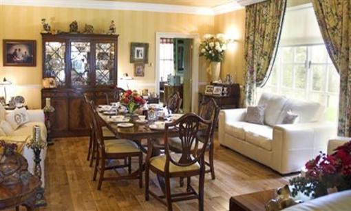 фото отеля Bodlonfa Hall Bed and Breakfast St. Asaph