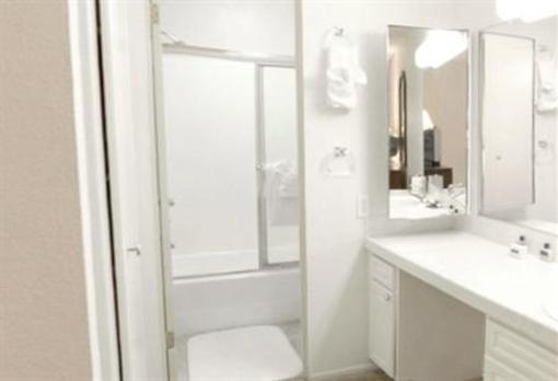 фото отеля Oakwood Gold Arch Residence