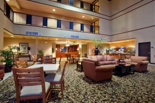 фото отеля Holiday Inn Express Hotel & Suites Goodland