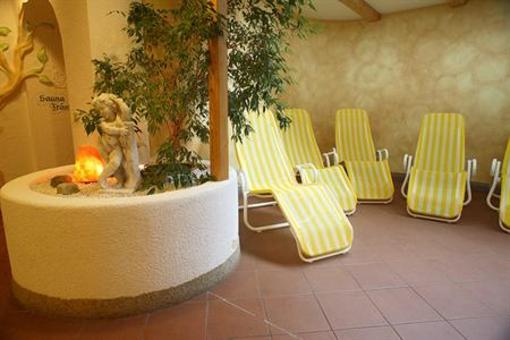 фото отеля Familiengut Hotel Burgstaller