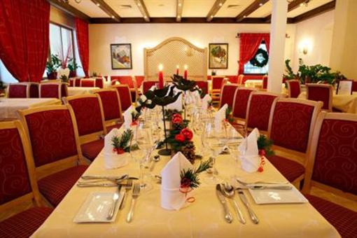 фото отеля Familiengut Hotel Burgstaller