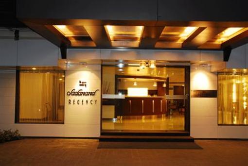 фото отеля Sadanand Regency