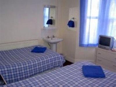 фото отеля Civic Guest House Hotel London