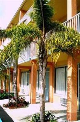 фото отеля Howard Johnson Inn Tropical Palms Kissimmee