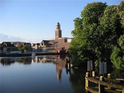 фото отеля Campanile Zwolle