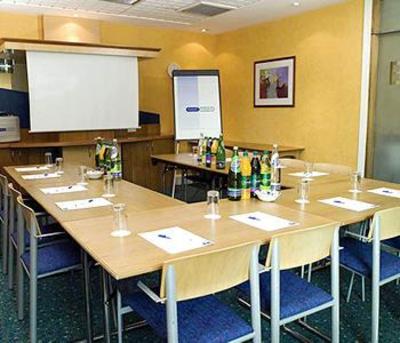 фото отеля Holiday Inn Express Glasgow City Centre Riverside