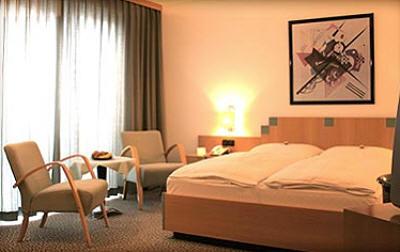 фото отеля Hotel Plaza Duisburg