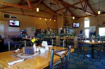 фото отеля Kokanee Springs Golf Resort