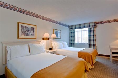 фото отеля Holiday Inn Express Hamilton Canada