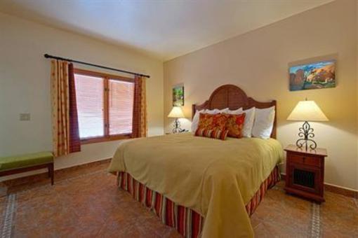 фото отеля Los Arboles Hotel