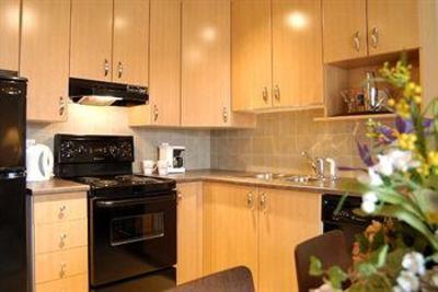 фото отеля Sandman Suites Vancouver on Davie