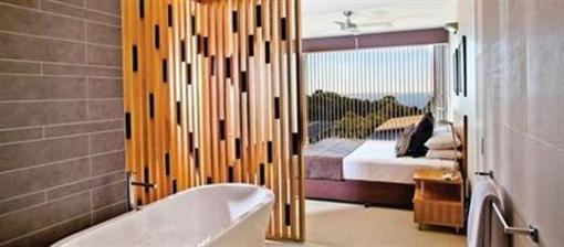 фото отеля Outrigger Little Hastings St Villa And Penthouses