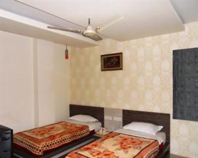 фото отеля Hotel Manoj International