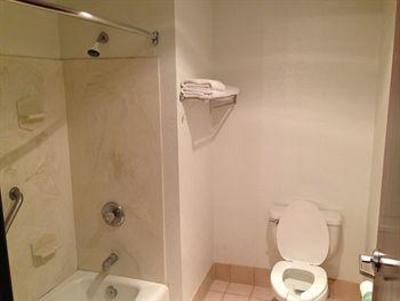 фото отеля Brentwood Inn & Suites Hobbs