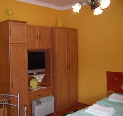 фото отеля Gal Apartman