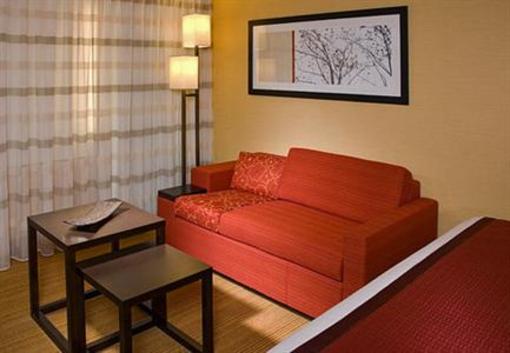 фото отеля Courtyard Atlanta Conyers
