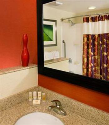 фото отеля Courtyard Atlanta Conyers