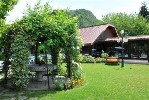 фото отеля Auberge Du Roselet Hotel Duingt