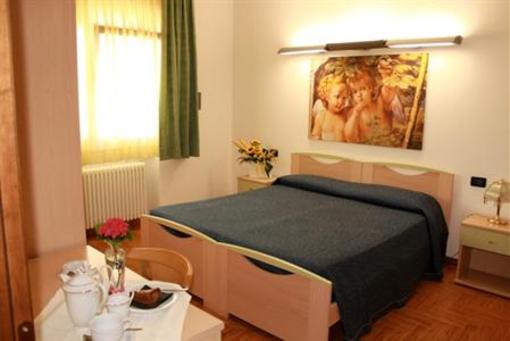 фото отеля Albergo Ristorante Fratte di Antonioli