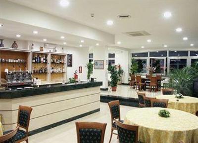 фото отеля Holidays Hotel Torre del Greco