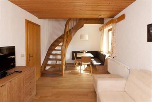 фото отеля Landhaus Schneider Tschagguns