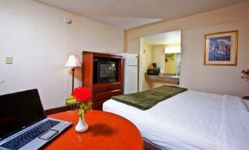 фото отеля America's Best Inn & Suites Augusta