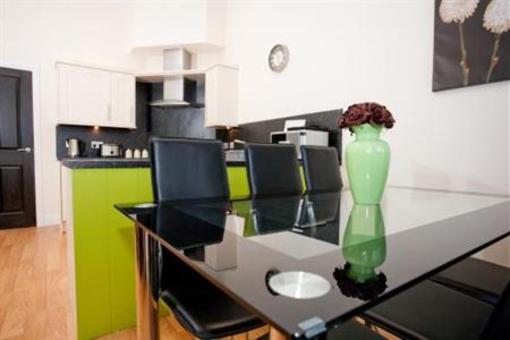 фото отеля City Centre Apartments Aberdeen