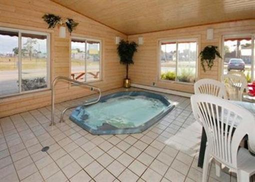 фото отеля Econo Lodge Escanaba