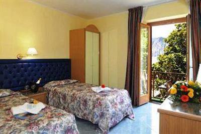 фото отеля Hotel Malcesine