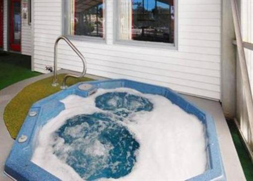 фото отеля Econo Lodge West Yarmouth