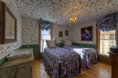 фото отеля Accommodations In Telluride Homes