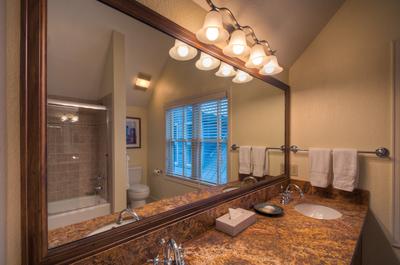 фото отеля Accommodations In Telluride Homes
