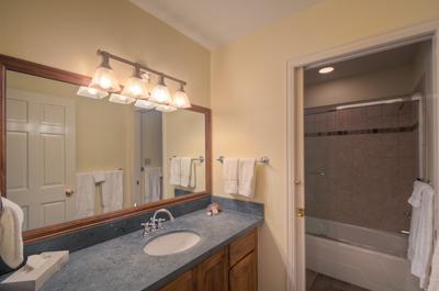 фото отеля Accommodations In Telluride Homes