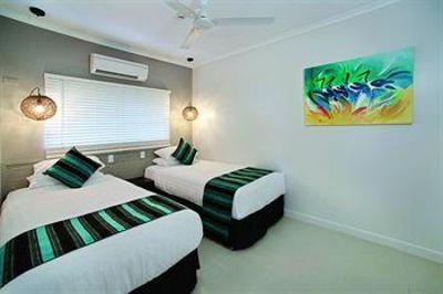 фото отеля Castaways Resort Mission Beach