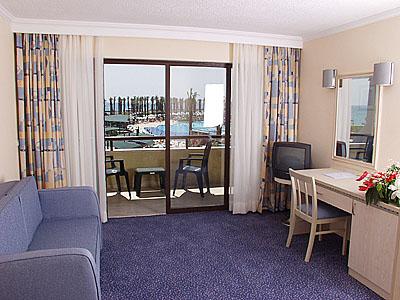 фото отеля Pegasos World Hotel