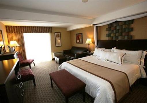 фото отеля BEST WESTERN Newport Beach Inn