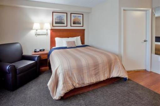 фото отеля Candlewood Suites Glen Allen