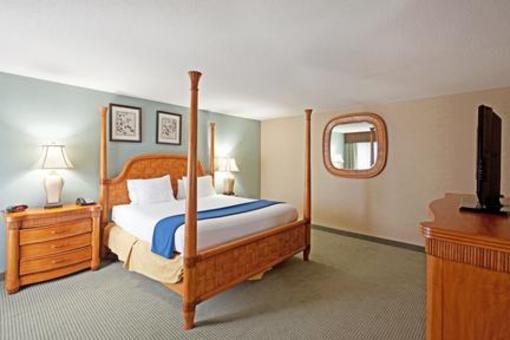 фото отеля Holiday Inn Express Hotel & Suites Meriden