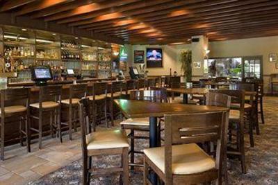фото отеля Embassy Suites Hotel Seattle - North / Lynnwood