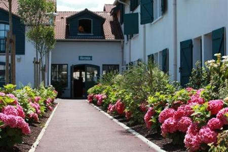 фото отеля Hotel Donibane